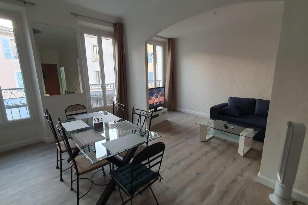 Appartement Centre-Historique 70 M2 Fréjus エクステリア 写真